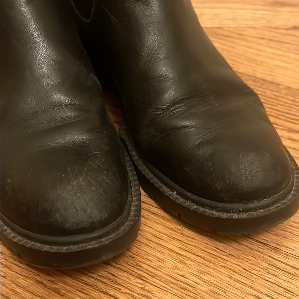 Coach Chelsea Boots - Picture 6 of 6